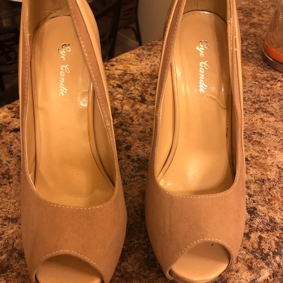 Beige suede/patent leather heels - Picture 2 of 2